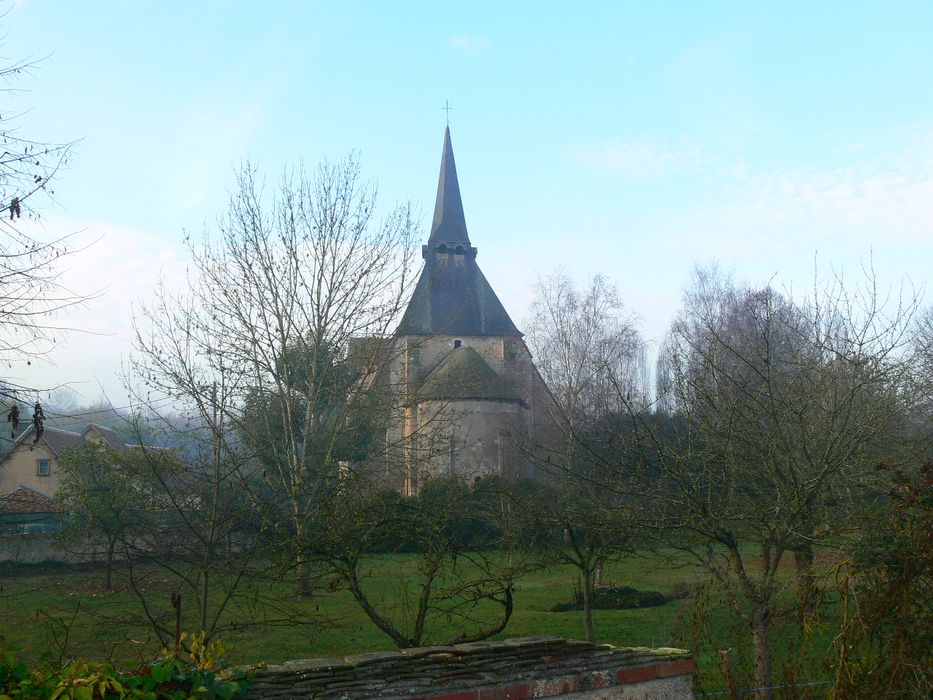 Eglise Saint-Blaise : Vue générale de l’église dans son environnement