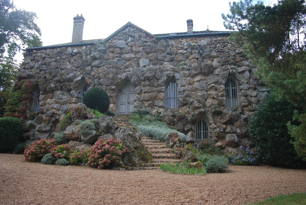 Manoir de Mirougrain : Façade est, vue générale