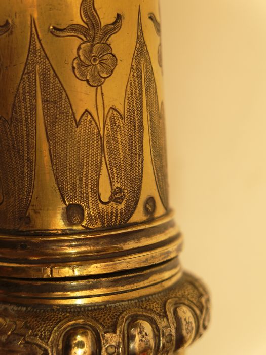 Croix de procession : détail du poinçon de maître sur la hampe