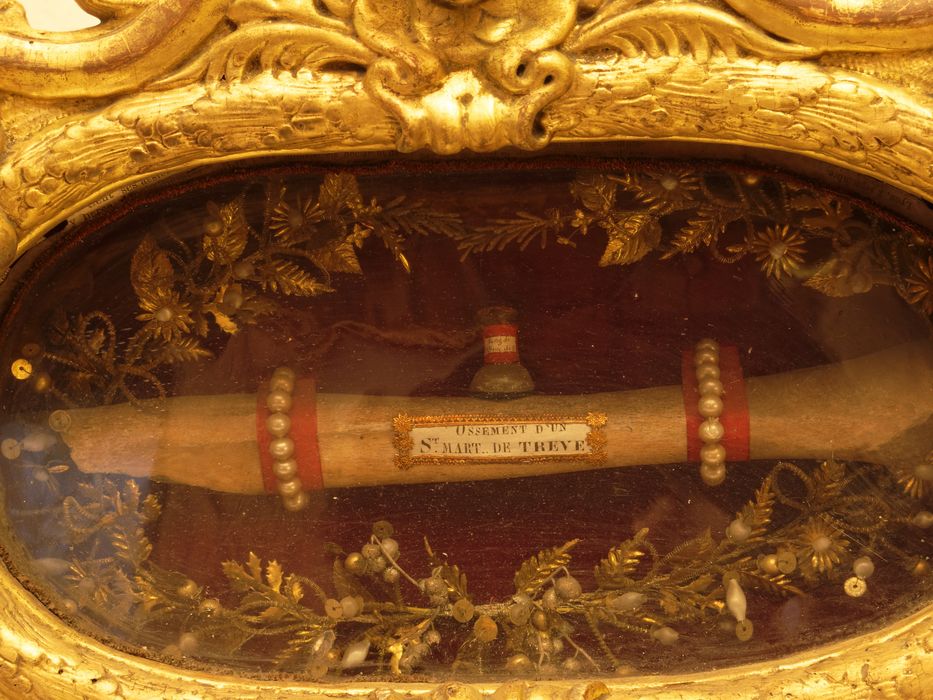 Reliquaire : vue partielle de la boîte à reliques du reliquaire n°2