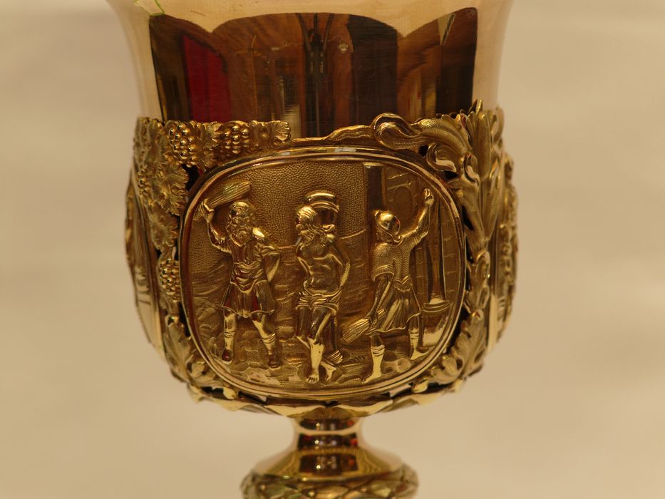 Calice : détail du médaillon de la Flagellation sur la coupe