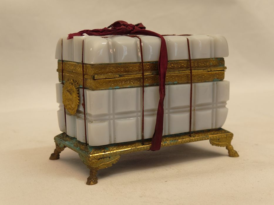 Coffret reliquaire : vue de dos