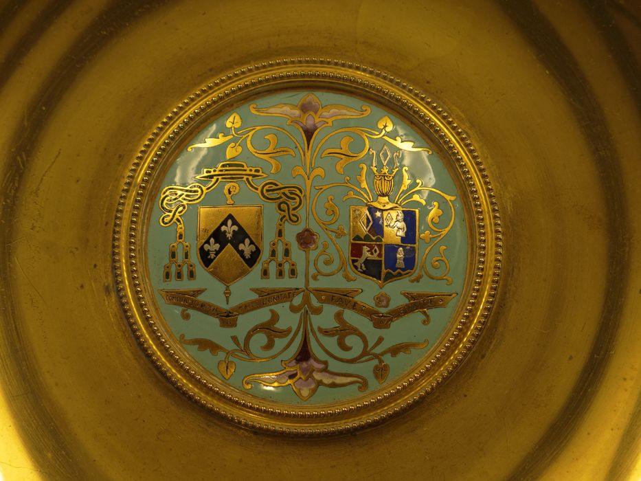 Bassin : détail des blasons