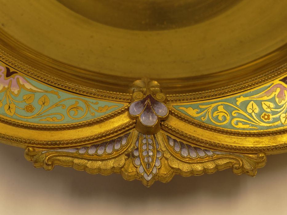 Bassin : détail du décor