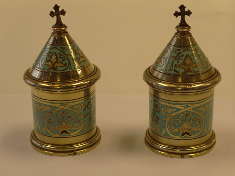 Ampoules : vue de dos