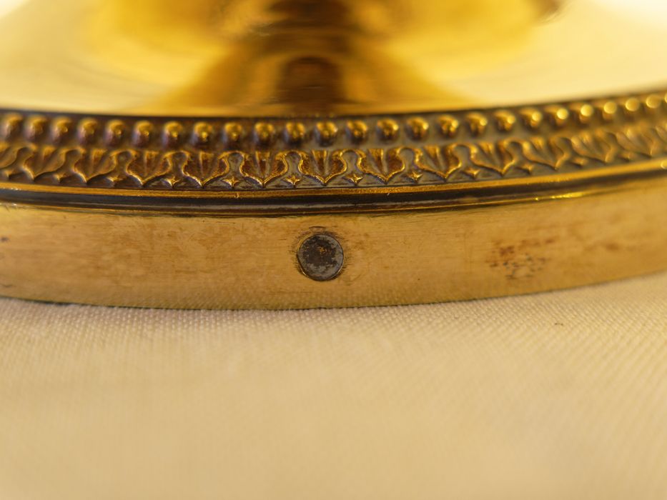 Coupe n°2 : détail du poinçon de garantie