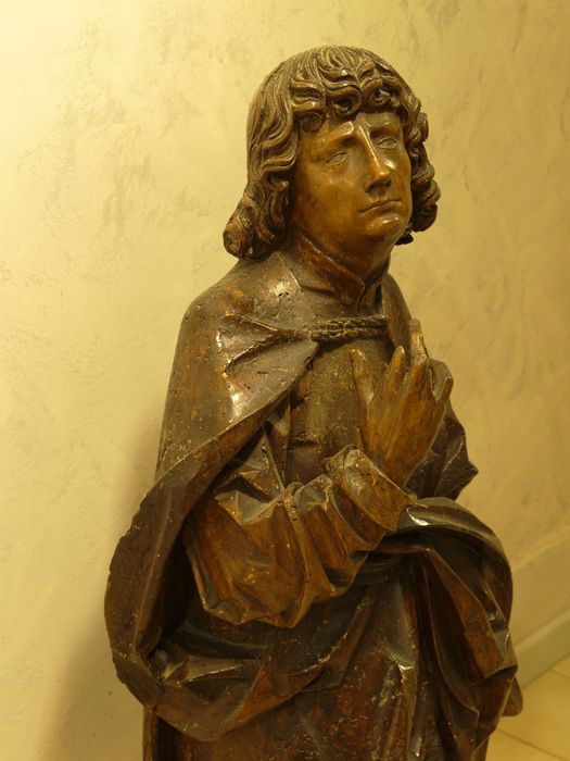 Saint Jean : vue de trois quarts senestre à mi-corps