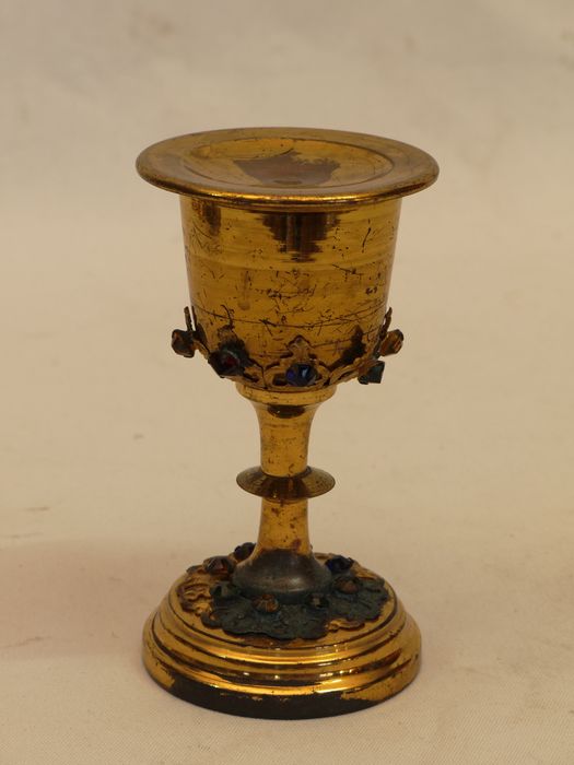 Calice et patène : vue générale - © conservation régionale des Monuments historiques Bourgogne-Franche-Comté