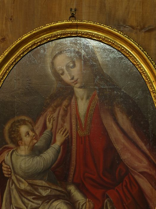 Tableau : vue partielle de la Vierge