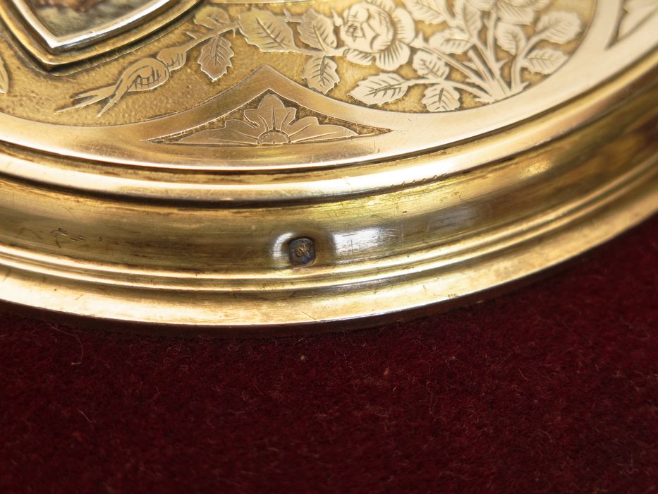 Calice : détail du poinçon de titre sur le pied