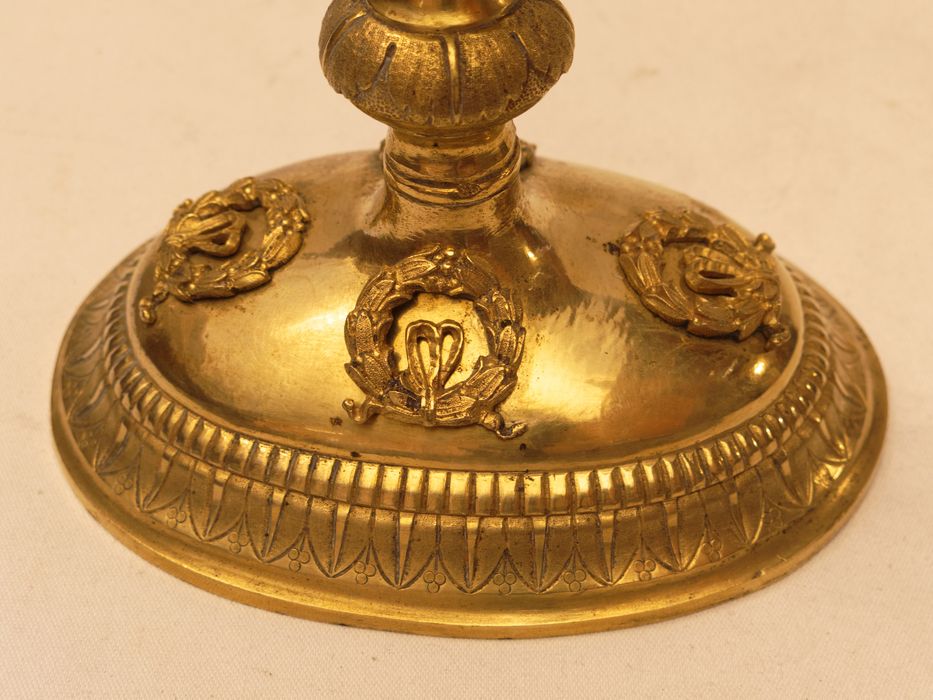 Reliquaire-monstrance : vue partielle du pied