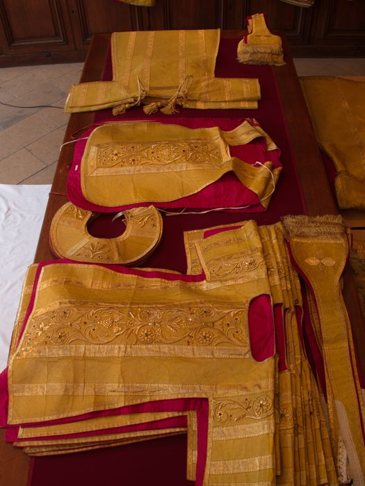 Ensemble des vêtements : vue générale