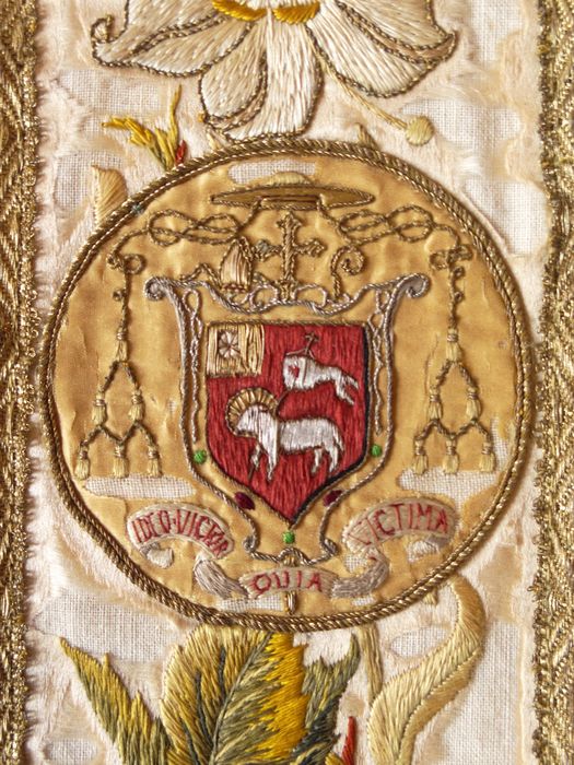 Etole : armoiries d'Etienne Antoine Lelong, évêque de Nevers
