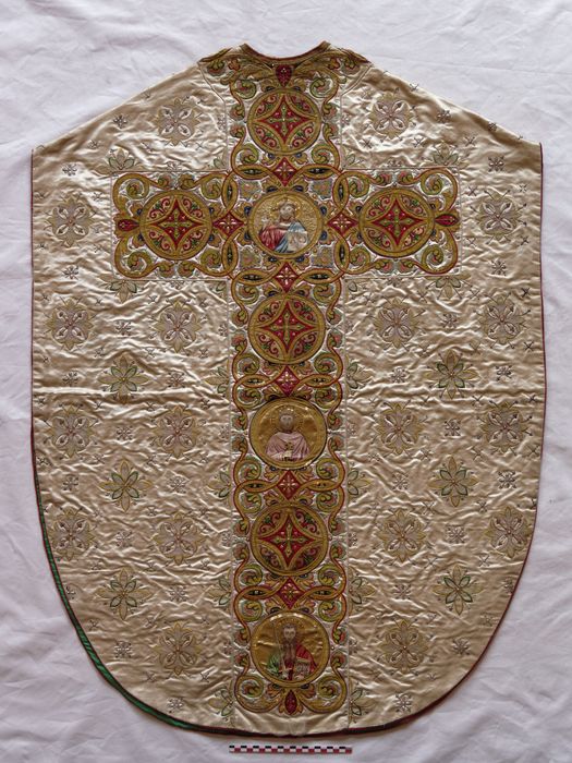 Chasuble : vue du revers
