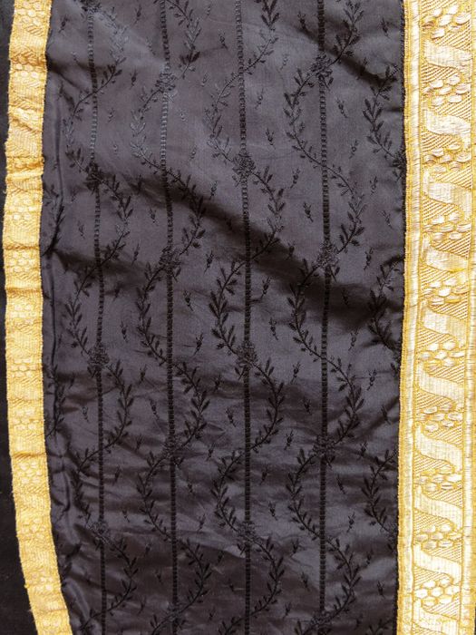 Chasuble : avers, vue de détail