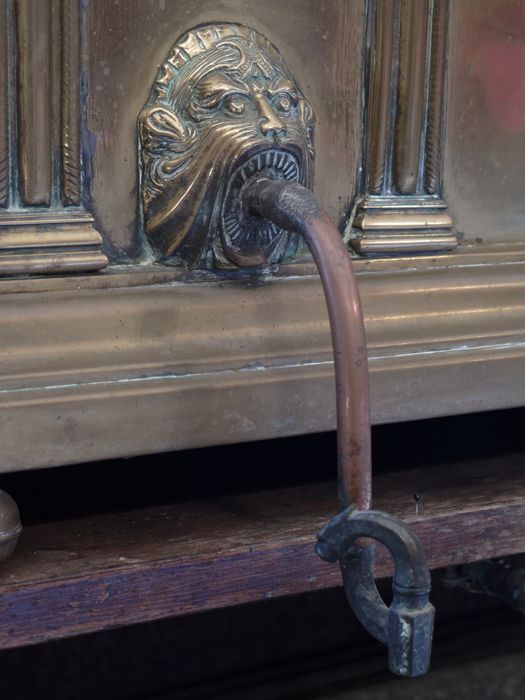 Lavabo de sacristie : vue détail