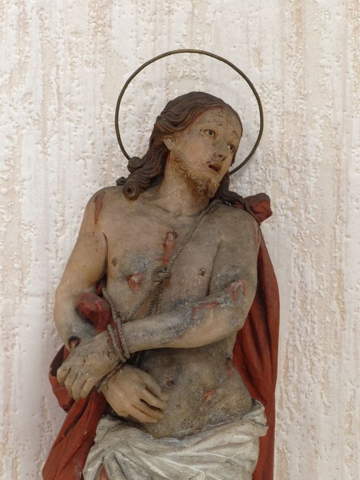 Statuette (Christ aux liens) : vue partielle - © conservation régionale des Monuments historiques Bourgogne-Franche-Comté