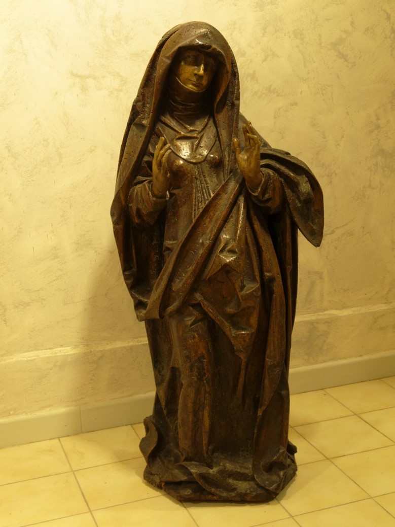 statue de calvaire : Vierge (inv. 94), vue générale - © Ministère de la Culture (France), Direction régionale des affaires culturelles de Bourgogne-Franche-Comté – Diffusion restreinte