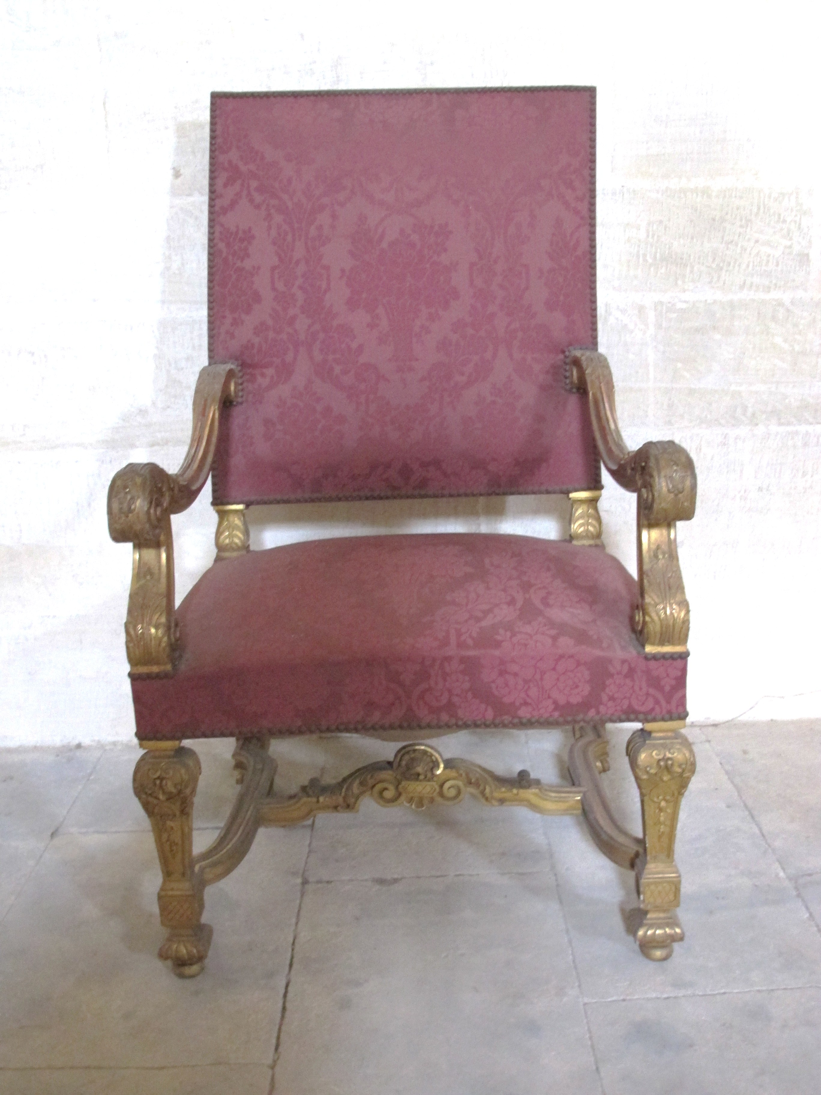 Fauteuil épiscopal