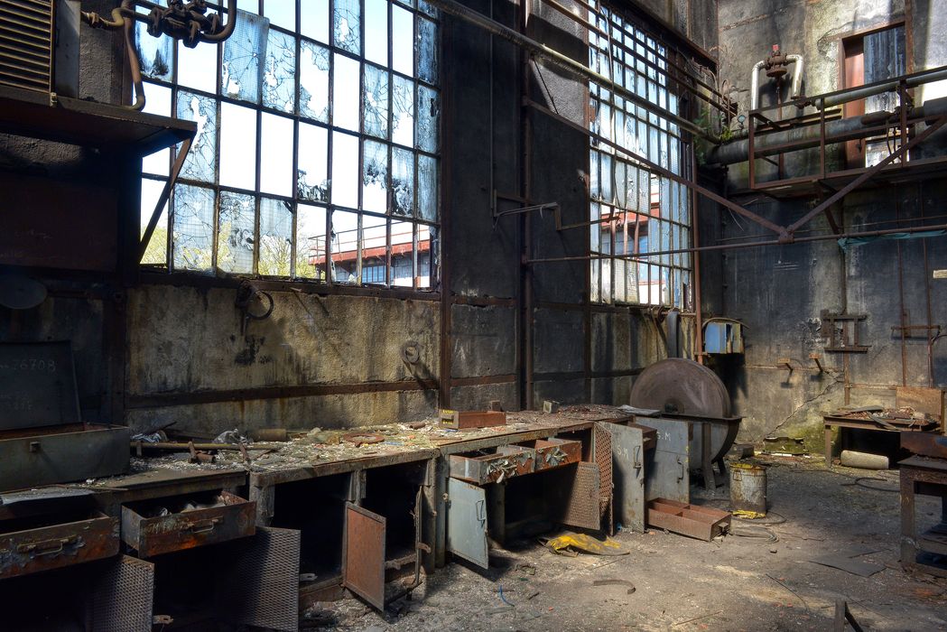 atelier mécanique dans la partie ouest du lavoir 