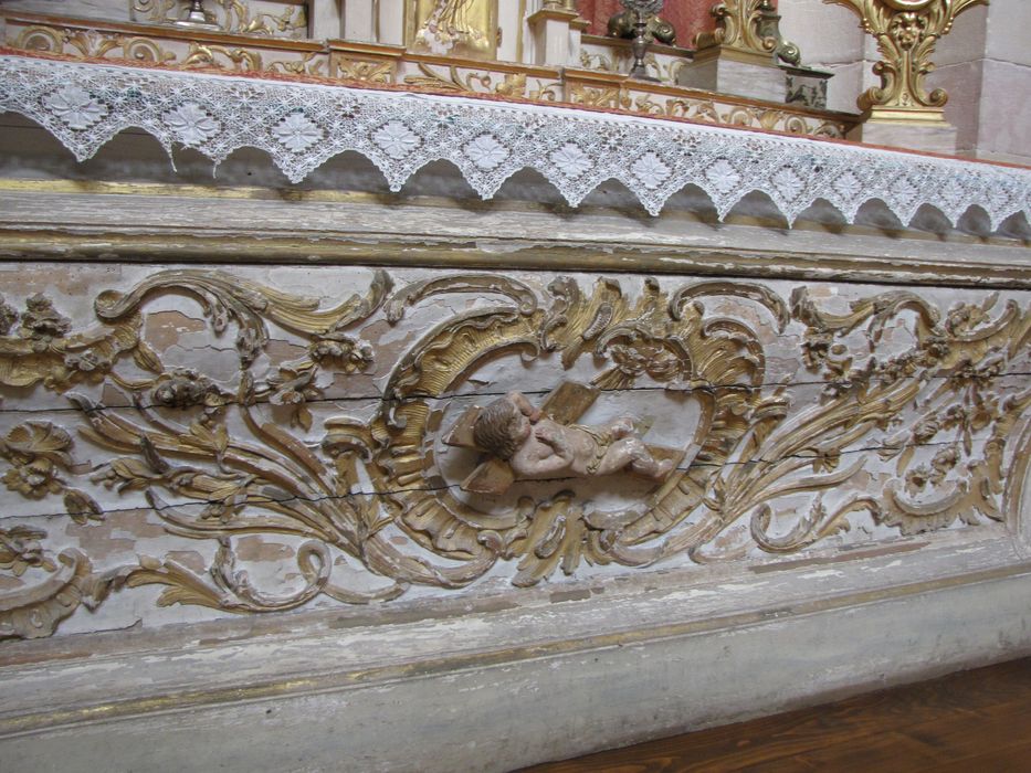 autel, vue partielle - © Ministère de la Culture (France), Direction régionale des affaires culturelles de Bourgogne-Franche-Comté, tous droits réservés