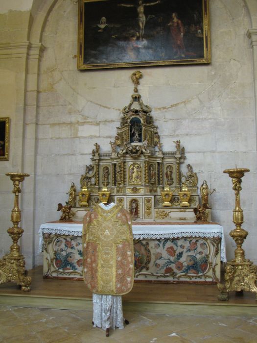 autel, devant d'autel, gradins d'autel, tabernacle, exposition, retable - © Ministère de la Culture (France), Direction régionale des affaires culturelles de Bourgogne-Franche-Comté, tous droits réservés