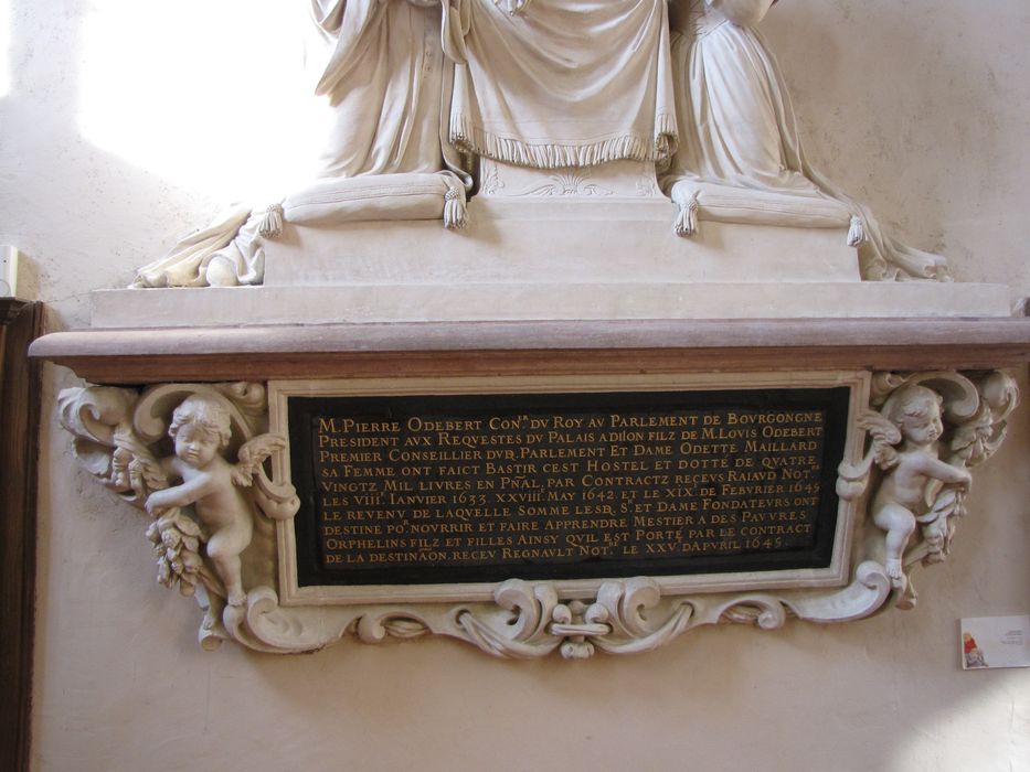 cénotaphe et statues tombales de Pierre Odebert et de son épouse Odette Maillard, détail