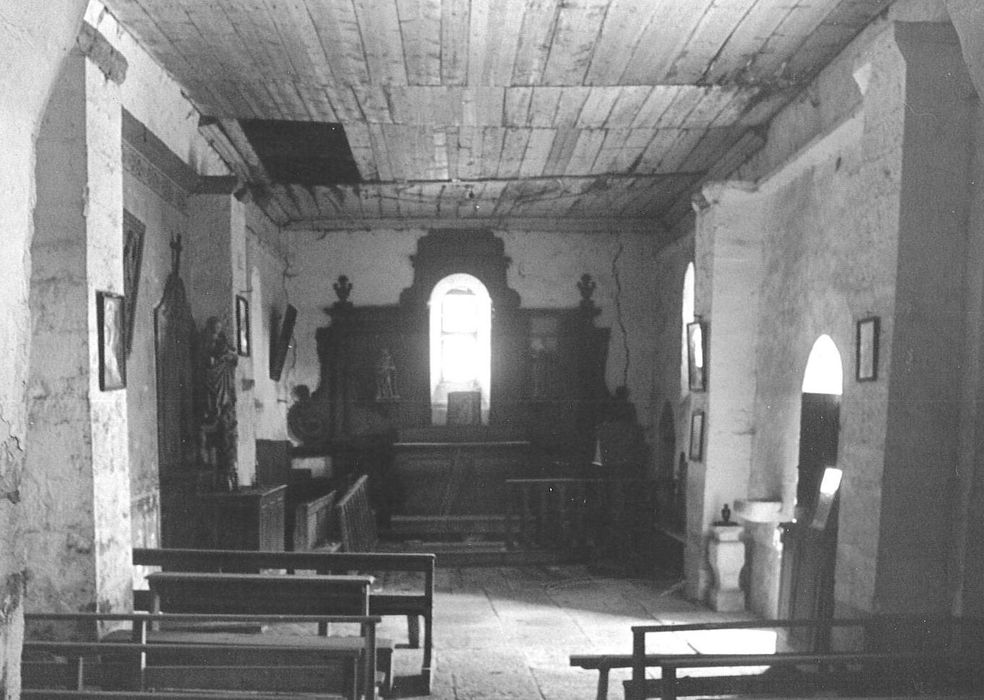 Eglise du Petit Auxey (ancienne) : Nef, vue générale