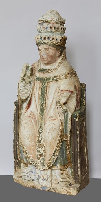 Statue : Saint pape assis