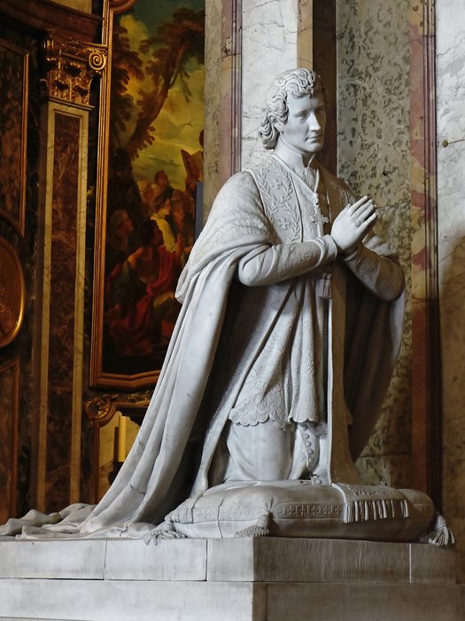 Statue : Le Cardinal de Rohan - Vue partielle