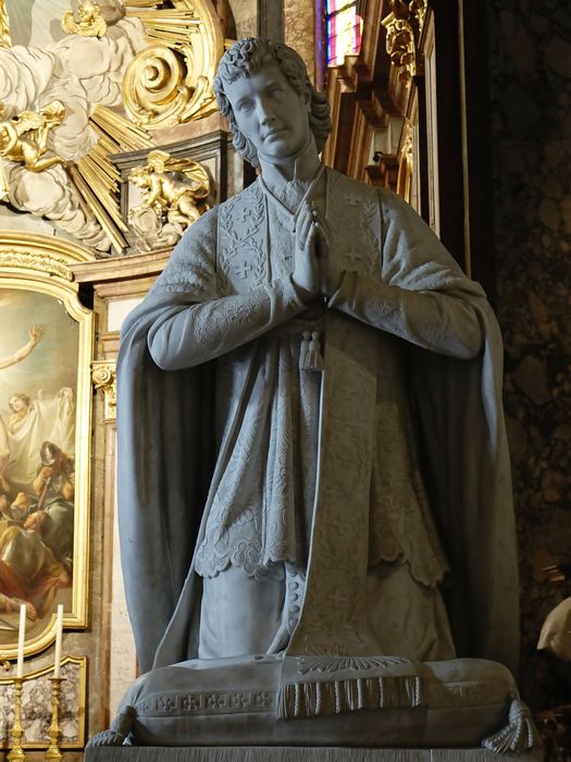 Statue : Le Cardinal de Rohan - Vue partielle
