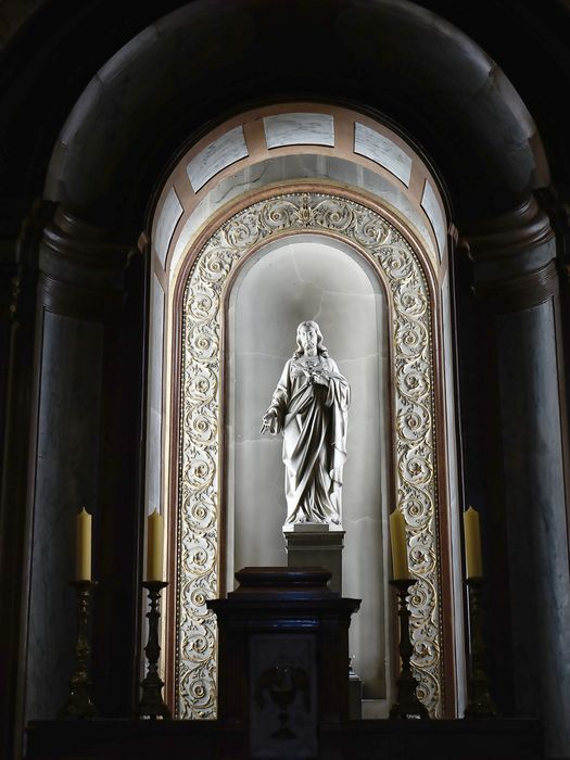 Autel, tabernacle, retable - Vue partielle : retable