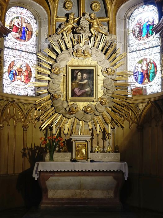 Autel, gradin, tabernacle, retable - Vue d'ensemble