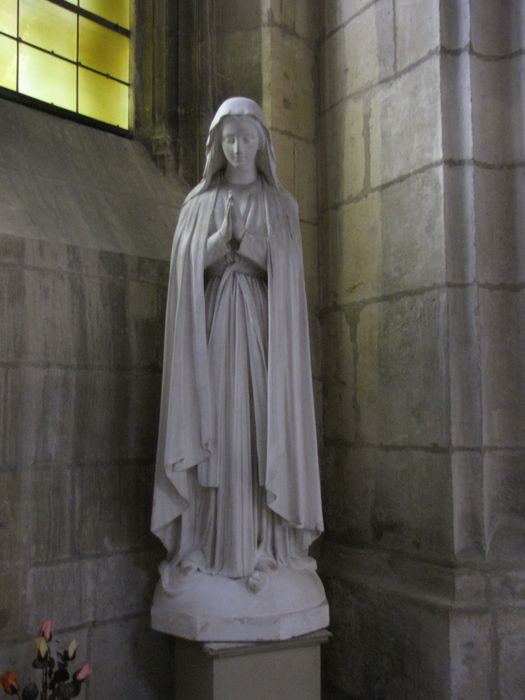 statue : Vierge de l'Immaculée Conception