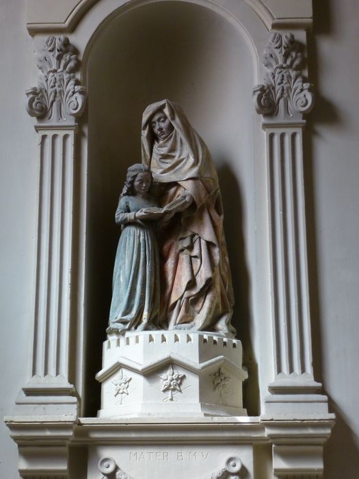 groupe sculpté : Sainte Anne et la Vierge enfant - © Ministère de la Culture (France), Direction régionale des affaires culturelles de Bourgogne-Franche-Comté, tous droits réservés