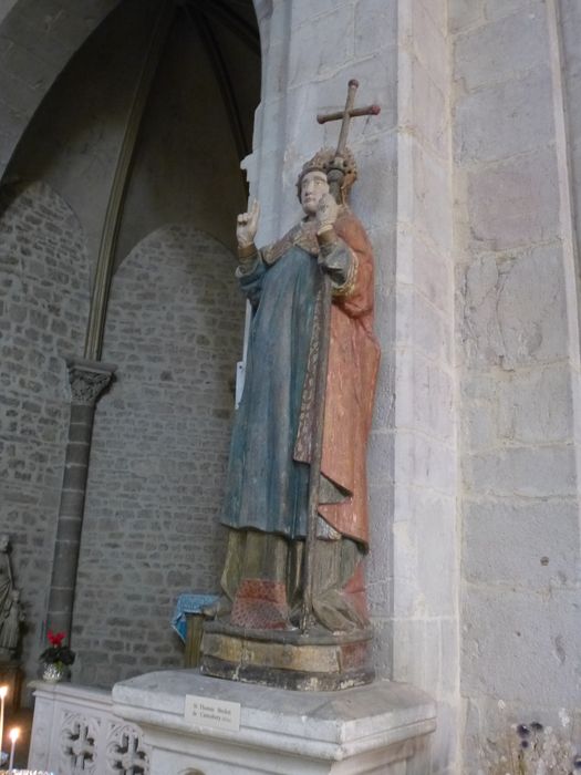 statue : Saint Thomas-de-Cantorbery, vue de profil