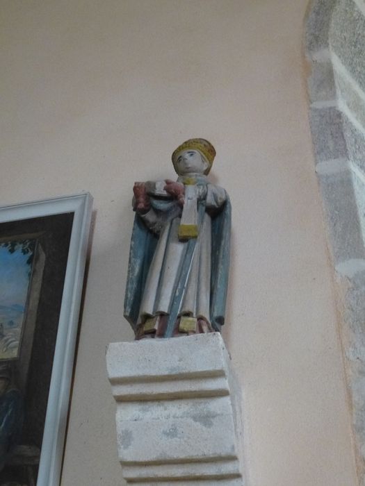 statue : Evêque