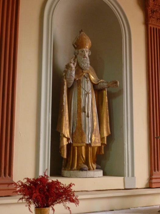 statue : Saint Léger
