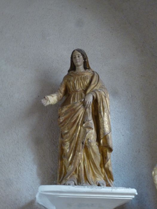 statue : Sainte Reine