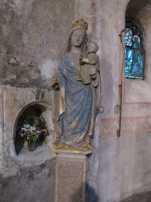 statue : Vierge à l'Enfant, vue en situation