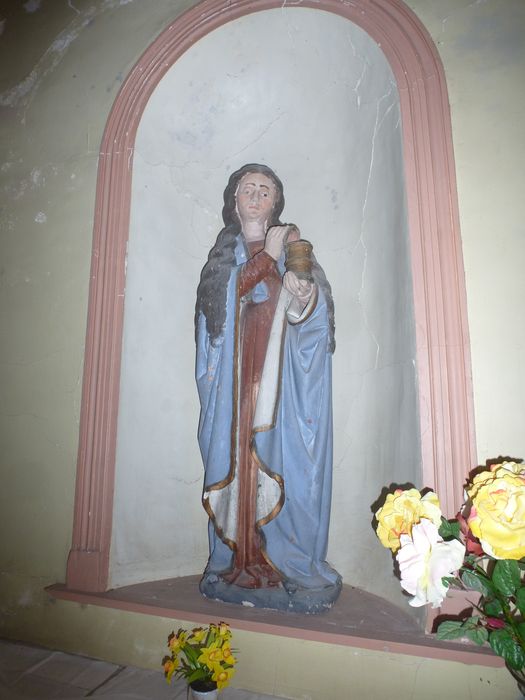 statue : Sainte Madeleine