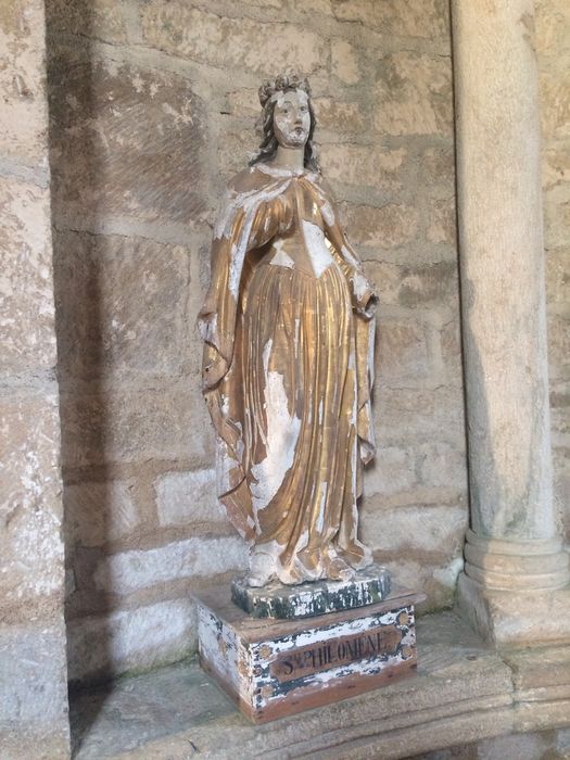 statue : Sainte Philomène