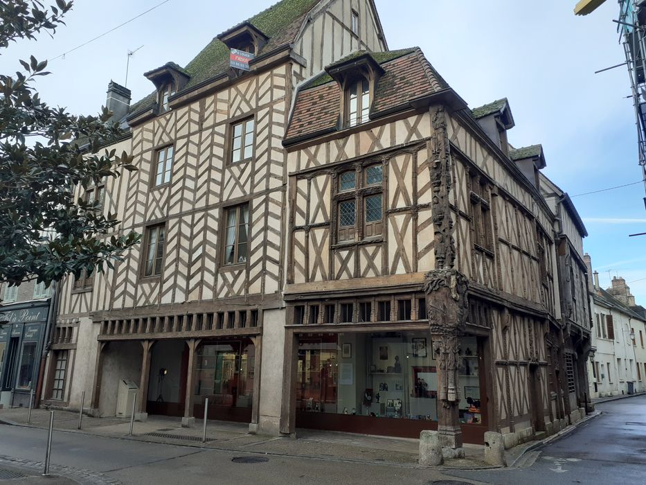 Maison dite d'Abraham : Façades sur rue, vue générale