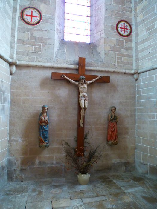 calvaire : Le Christ en croix, la Vierge et saint Jean