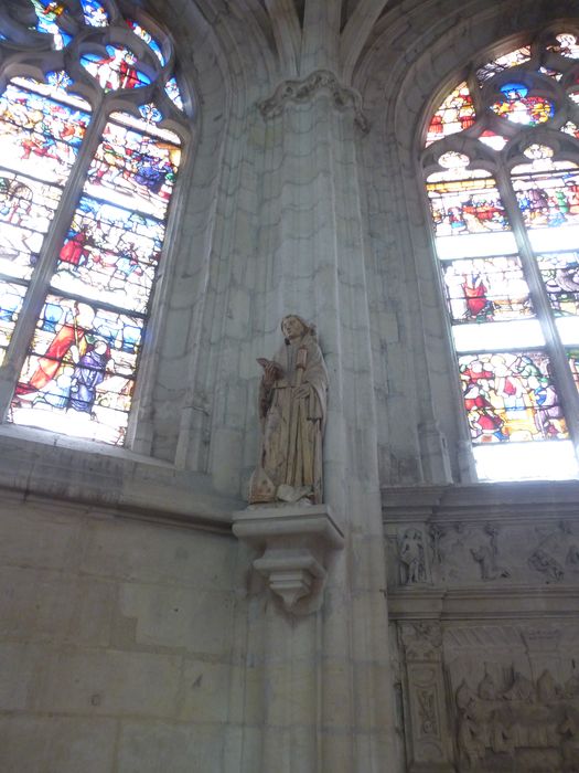 statue : Saint Lazare