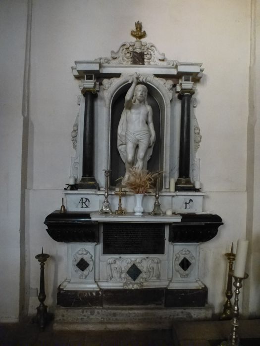 monument funéraire de Pierre Dauvet