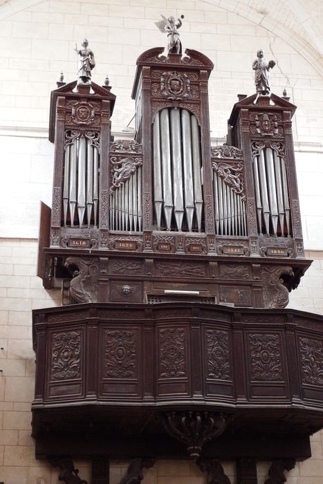 Orgue de tribune : buffet d'orgue