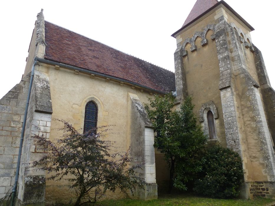 Eglise : Façade latérale sud, vue partielle