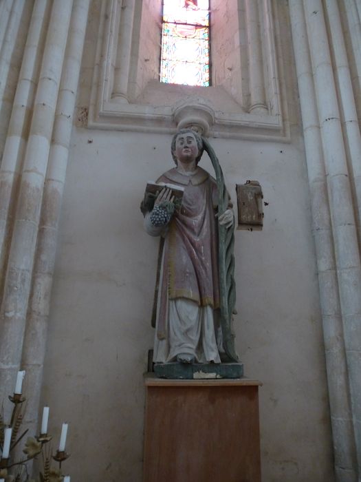 statue : Saint Vincent - © Ministère de la Culture (France), Direction régionale des affaires culturelles de Bourgogne-Franche-Comté, tous droits réservés