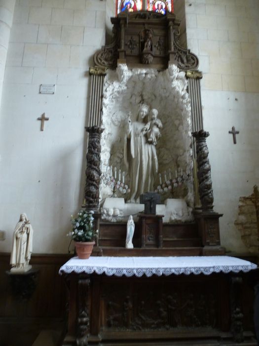 autel ; retable ; tabernacle - © Ministère de la Culture (France), Direction régionale des affaires culturelles de Bourgogne-Franche-Comté, tous droits réservés